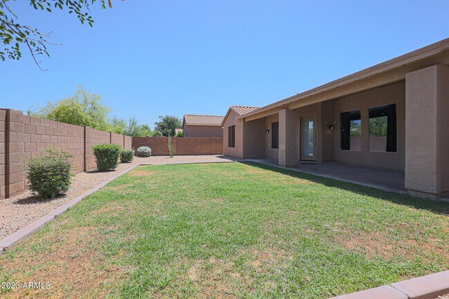 Building Photo - 24645 N 45th Dr