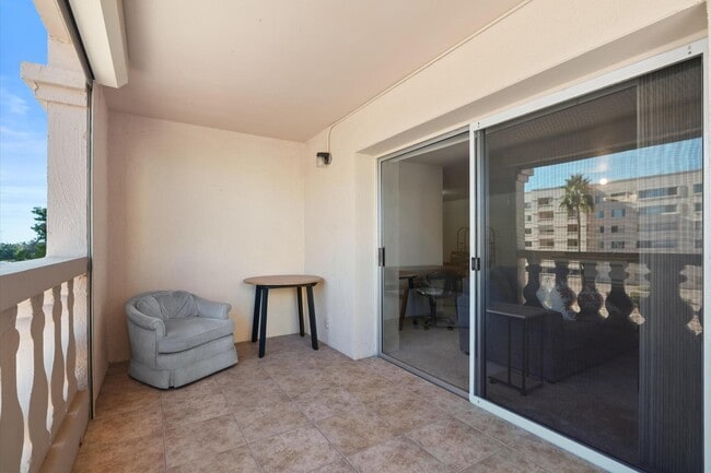 Building Photo - 7910 E Camelback Rd