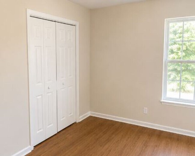 Building Photo - Affordable Rent