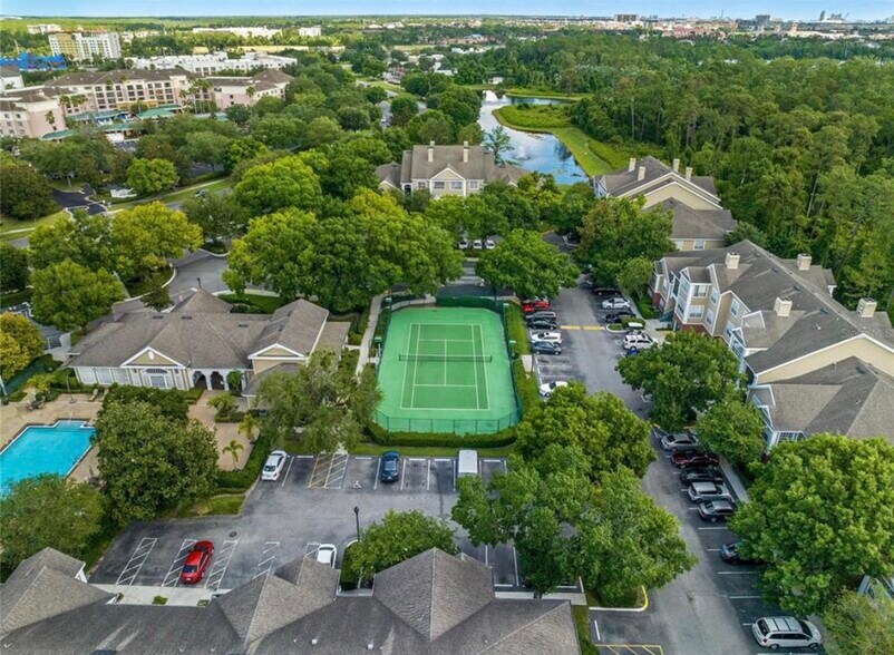 Tennis court - 13015 Plantation Park Cir