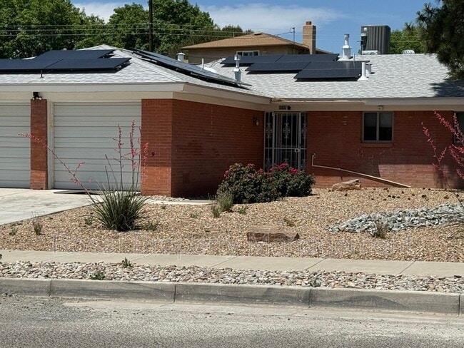 Building Photo - 8509 Las Camas Rd NE