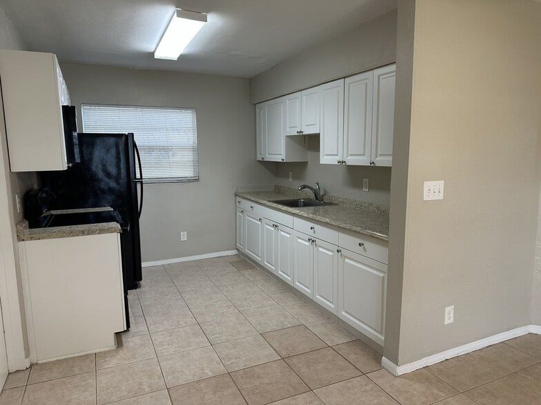 Building Photo - 6601 65th Way