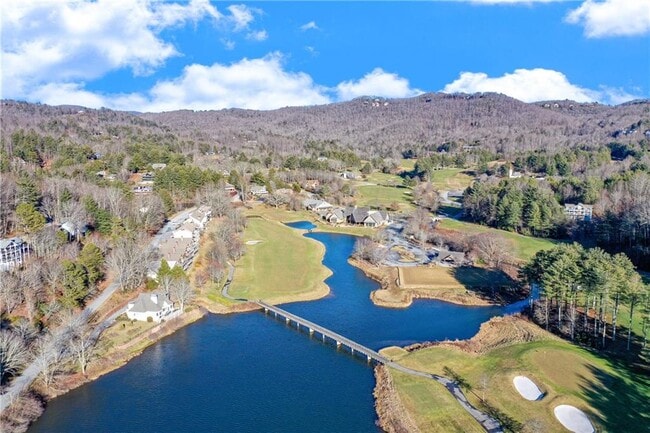 Building Photo - 3 Berkshire Ln