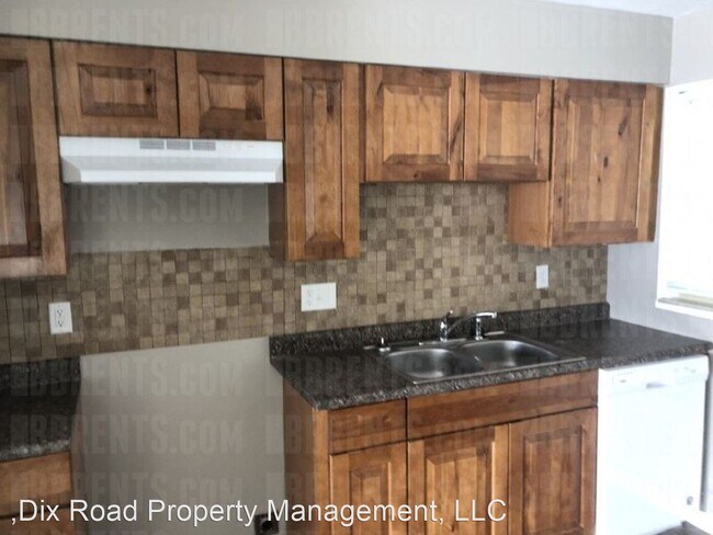Building Photo - 3 br, 1 bath House - 3701 Parkfield Place,