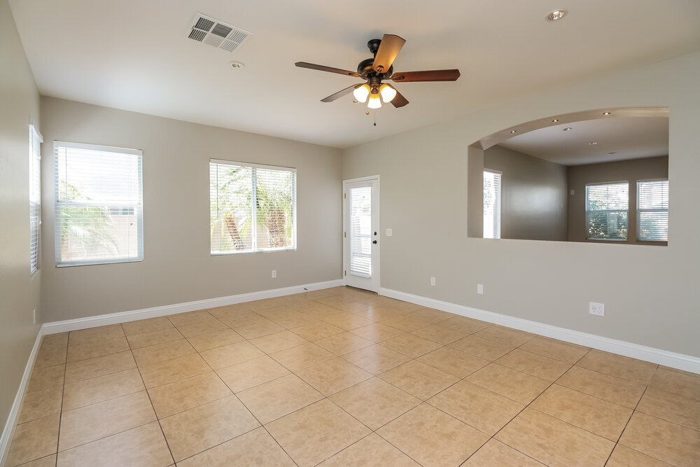 Building Photo - 2027 S 87th Pl