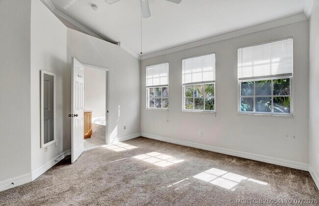 Building Photo - 133 Harbors Way