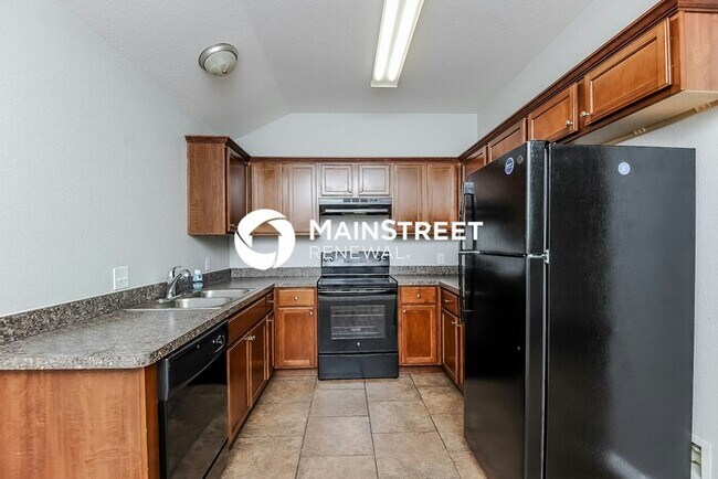 Building Photo - 3 Bedroom Pet-Friendly Home in Fort Worth,...