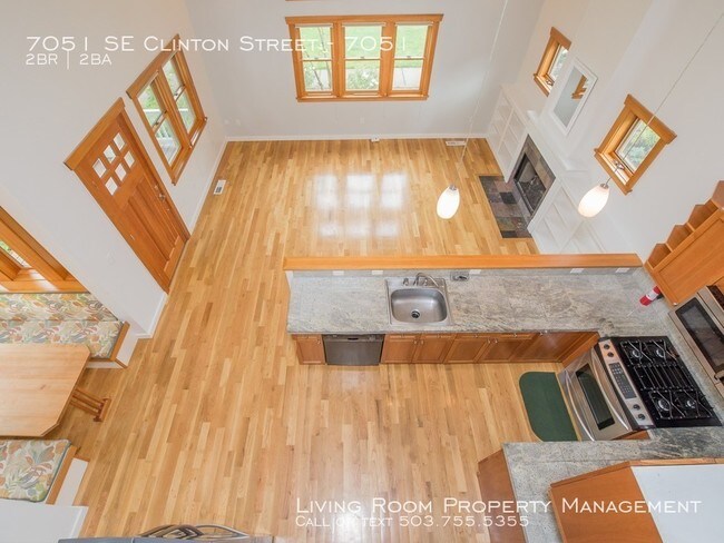 Building Photo - 7051 SE Clinton St