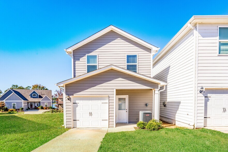 Building Photo - 6147 Rainbow Row