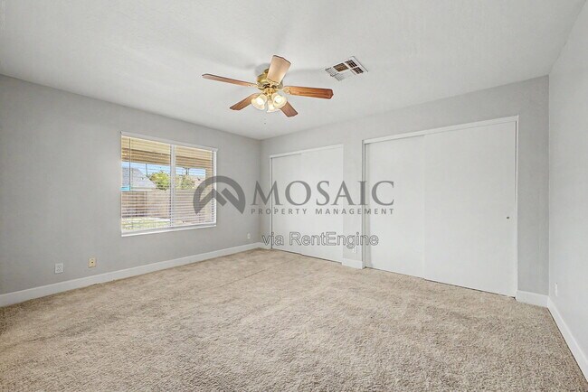 Building Photo - 2049 E San Tan Ct