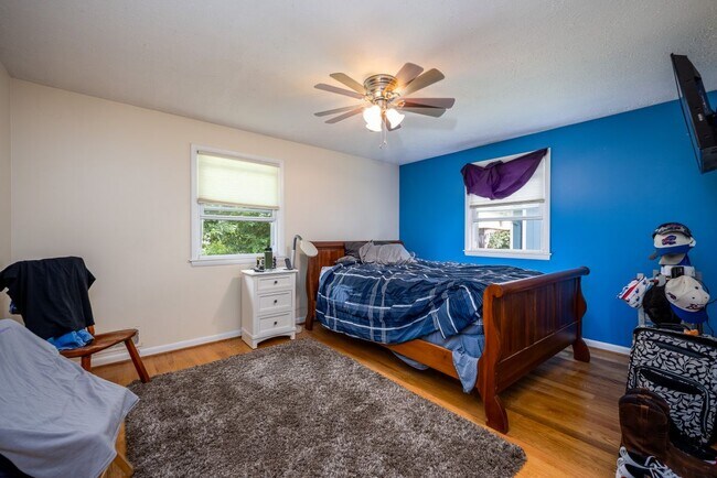 Building Photo - 58 Dutchess Dr