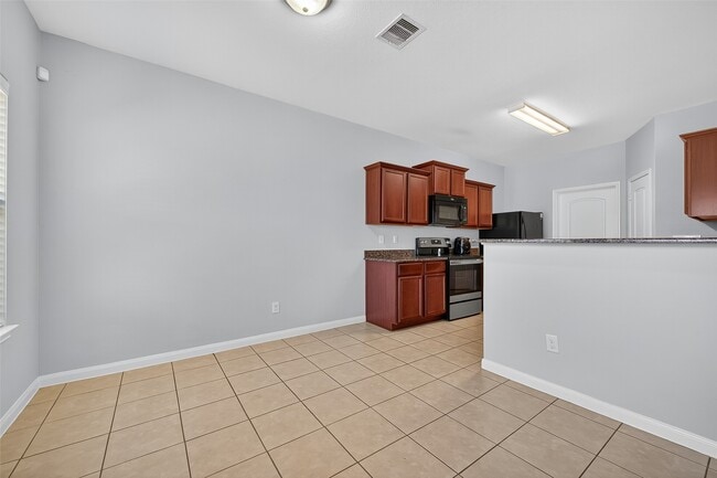 Building Photo - 5119 Harbor Palm Dr