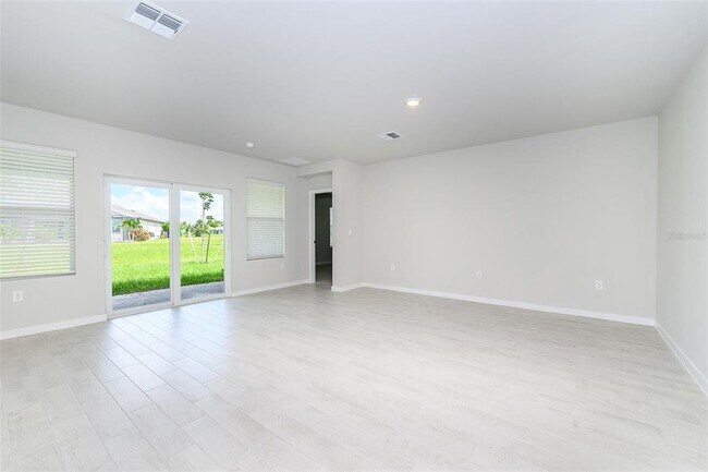 Building Photo - 25110 Alcazar Dr