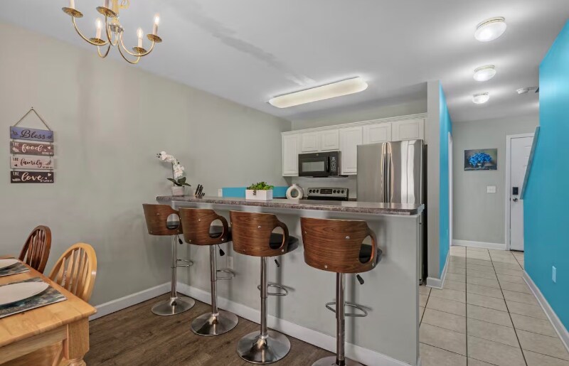 Building Photo - 2200 Crow Ln