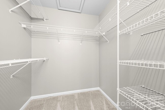 Building Photo - 214 Southern Cross Ln