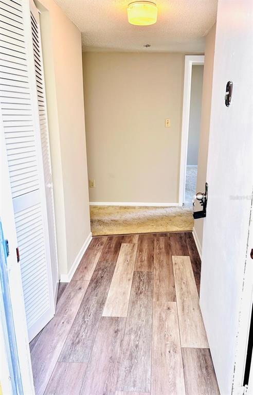 Building Photo - 592 Fairways Cir