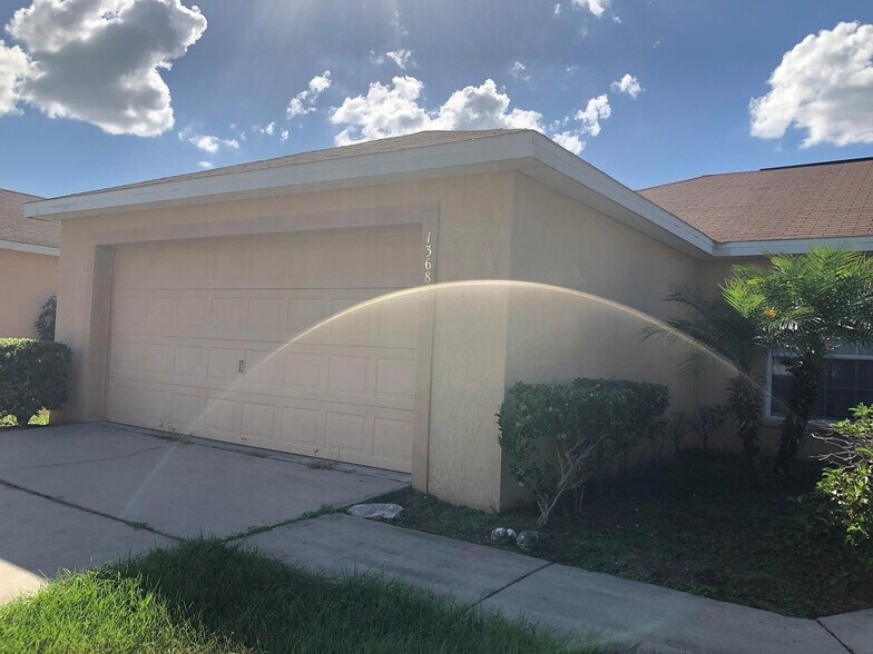 Building Photo - 1368 Laurel Glen Dr