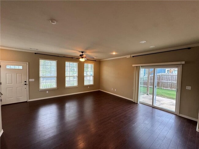 Building Photo - 626 N Tennyson Ln