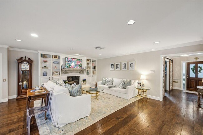 Building Photo - 12503 Woodthorpe Ln