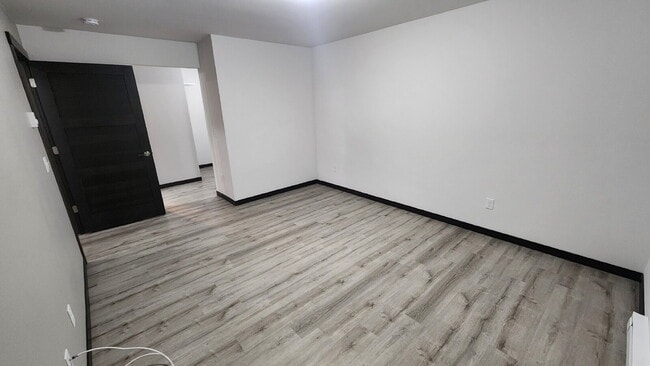 Building Photo - Available August 1st - Modern 2 Bedroom, 2 Full Bathroom with Garage