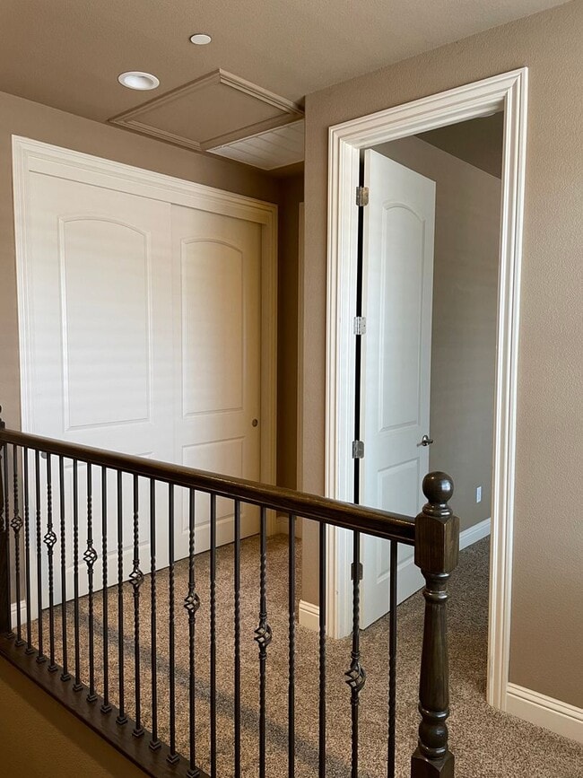 Building Photo - 6127 Via Presidio Ln