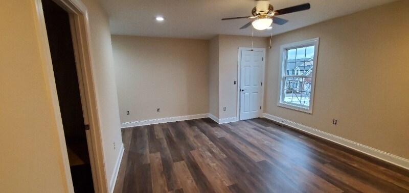 Building Photo - 1505 Augusta Dr