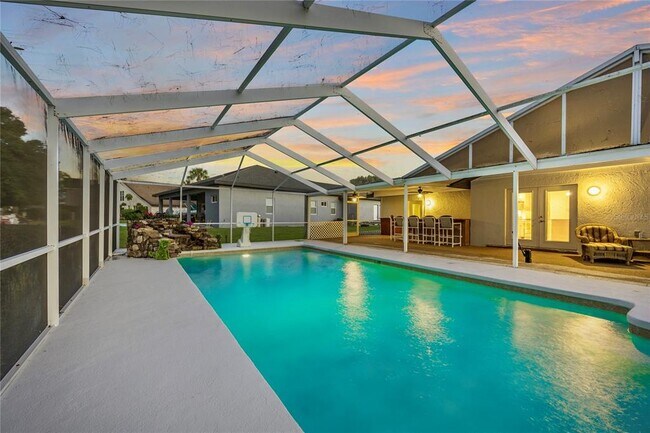 Building Photo - 22481 Southshore Dr