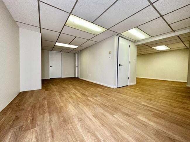 Building Photo - 2871 S Broadway