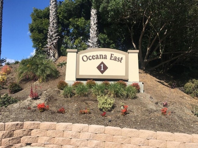 Building Photo - 2 bed/2 bath in 55+Community - Coming Soon
