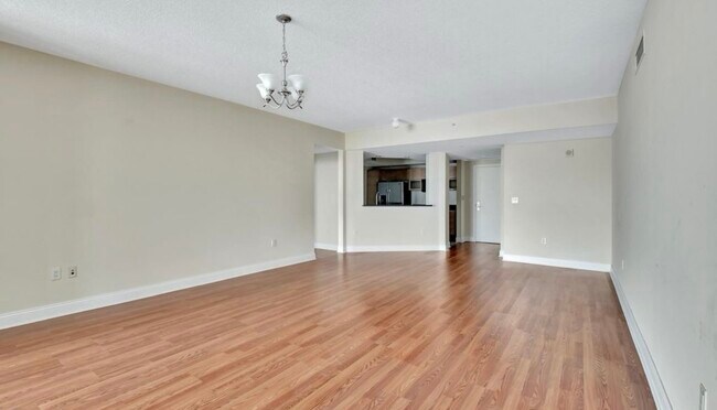 Building Photo - 241 Riverside Dr