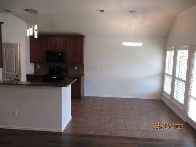 Building Photo - 3183 Market Center Dr