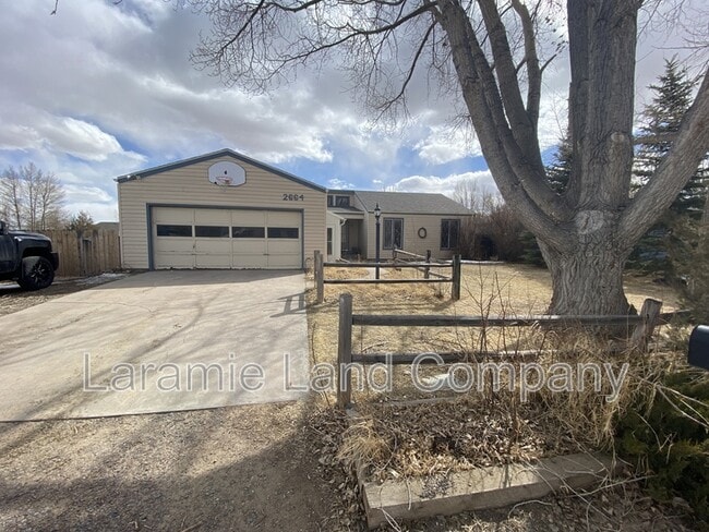 Primary Photo - 2664 W Jefferson St