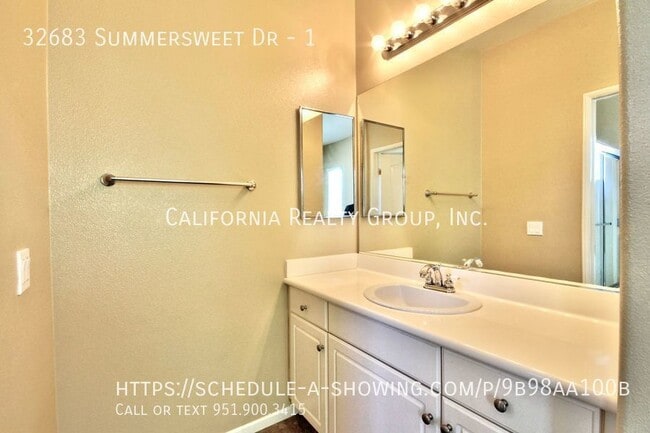 Building Photo - 32683 Summersweet Dr