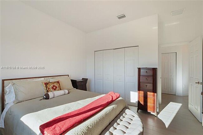 Building Photo - 34850 SW 218th Ave