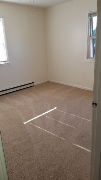 Building Photo - 401 S 1st St