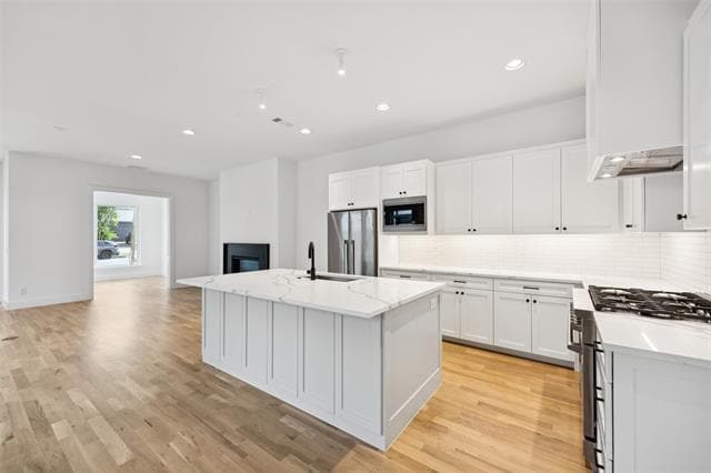 Building Photo - 5636 Winton St