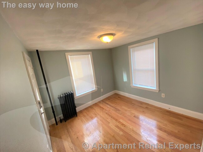 Building Photo - 309 Highland Ave