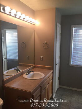 Building Photo - Spacious Townhouse coming available next month