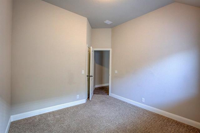 Building Photo - 11700 Buckthorn Dr