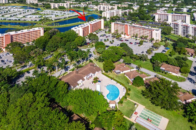 Building Photo - 14575 Bonaire Blvd