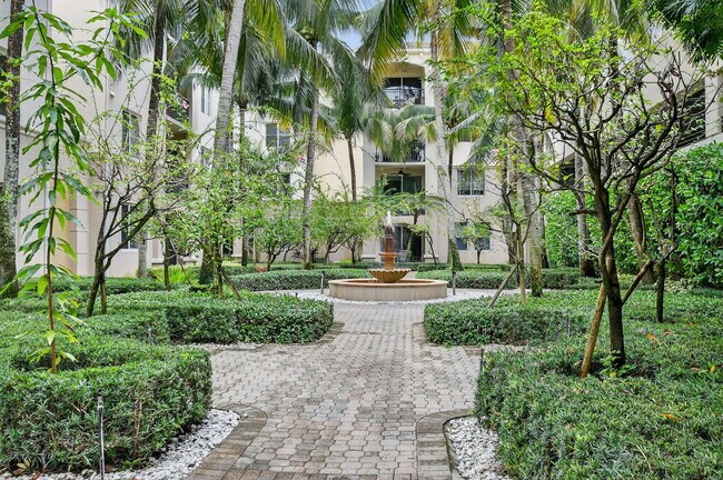 Building Photo - 1 Renaissance Way