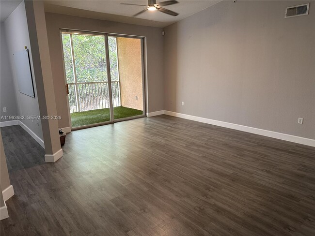 Building Photo - 20257 Royal Villagio Ct