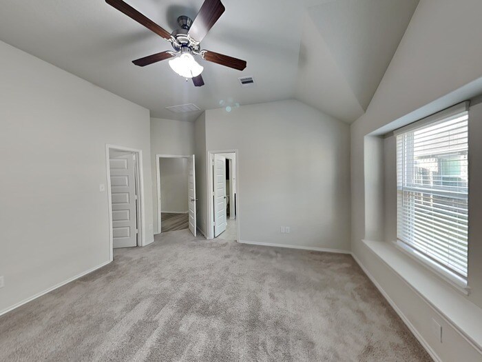 Building Photo - 13619 Sloth Bear Ct