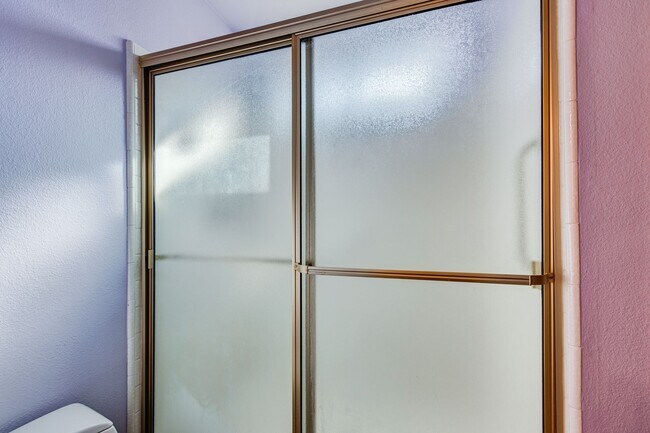 Building Photo - 15293 Golden Star Ave