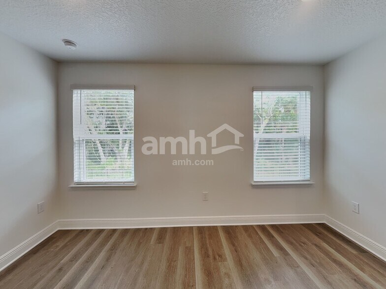Building Photo - 4828 Rio Grande Cv
