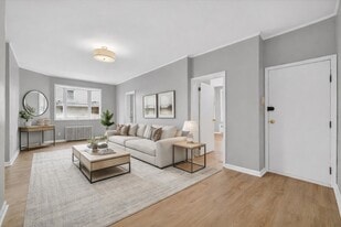 Building Photo - 4 Amackassin Ter