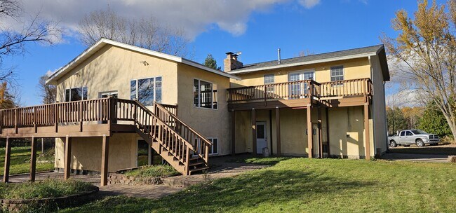 Building Photo - 2020 Crosstown Blvd NE