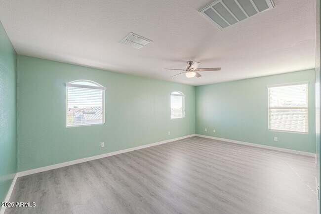 Building Photo - 4722 S 238th Ln