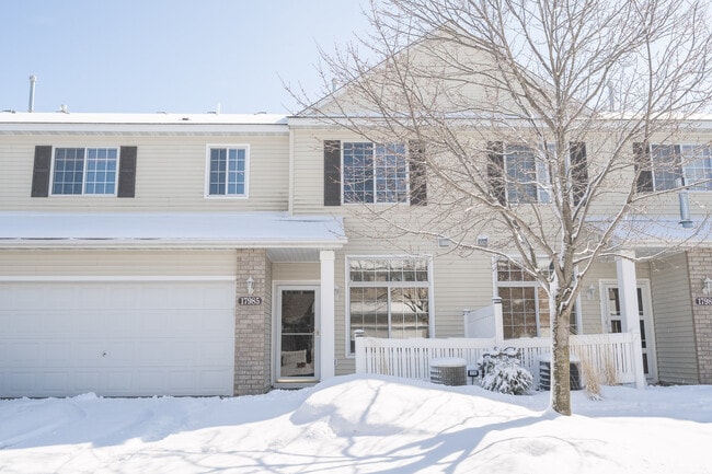 Building Photo - 17985 96th Ave N