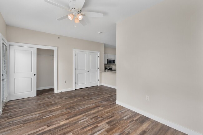 Building Photo - 1164 Devils Glen Rd